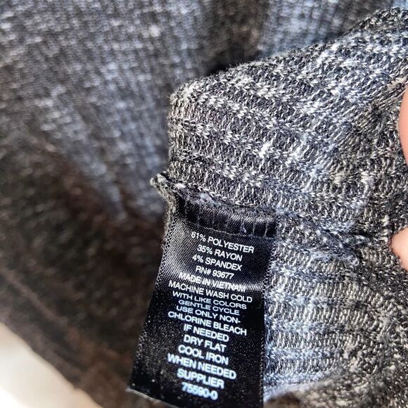 East 5th gray short top blouse - Picture 3 of 8